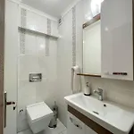 Xox Ξενοδοχείο με διαμερίσματα 4*